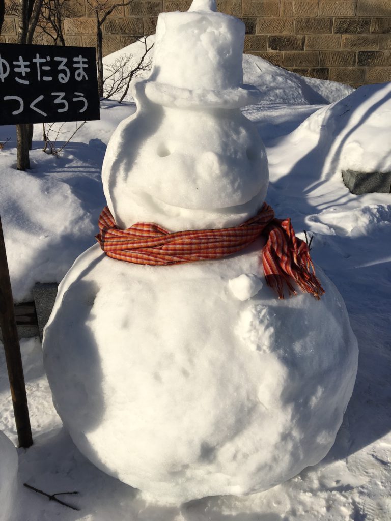 雪だるま大作戦 小樽朝里川温泉 ホテル 武蔵亭 雪だるま大作戦 小樽朝里川温泉 ホテル 武蔵亭